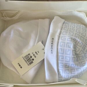 Givenchy 1M-3M Baby Blue Beanie Set
